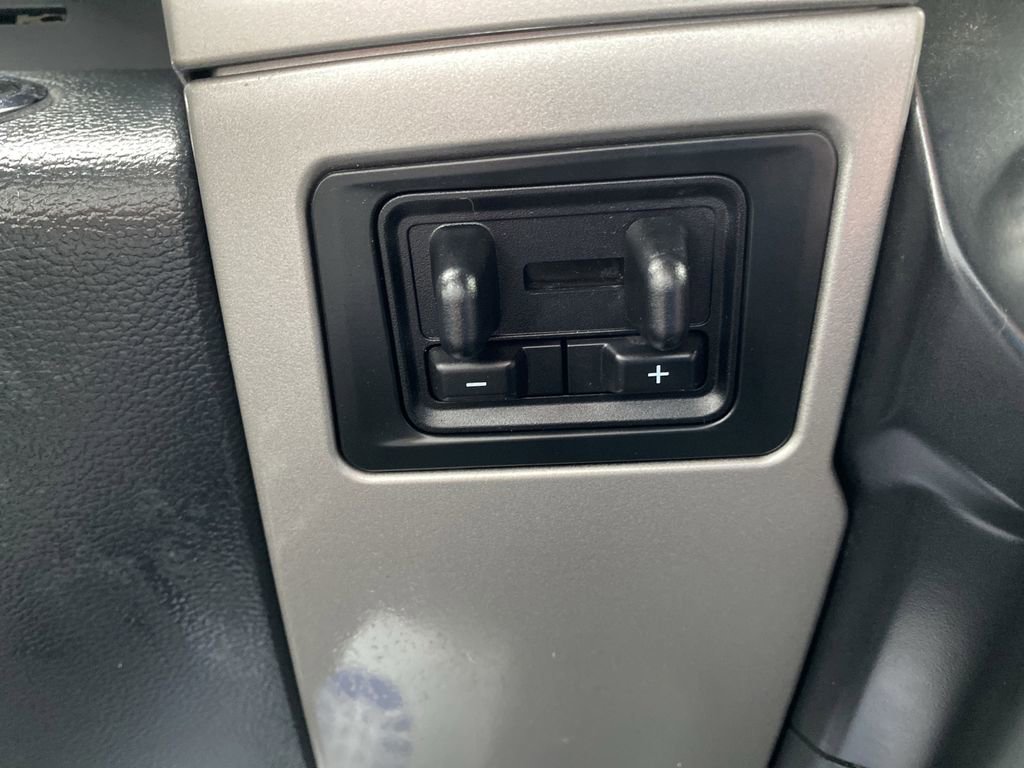 Certified 2022 Ford F350 Lariat w/ Tremor Off-Road Package image 33