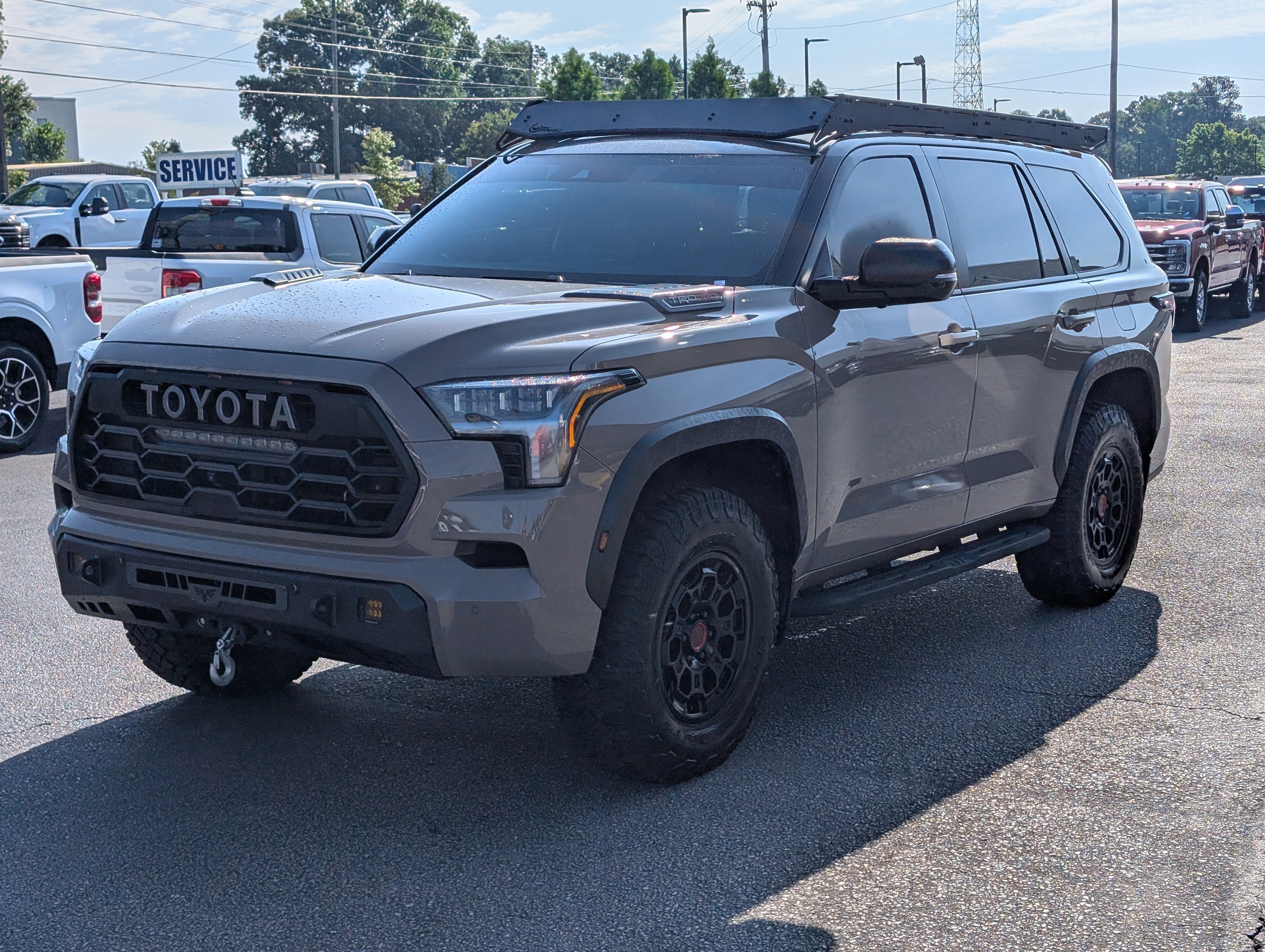 Used 2025 Toyota Sequoia TRD Pro AWD/4WD image 2