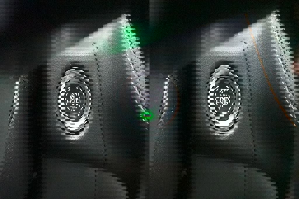 Used 2024 GMC Yukon AT4 w/ Technology Package image 23