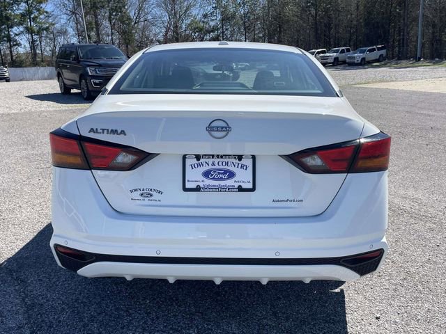 Used 2025 Nissan Altima 2.5 SV image 5