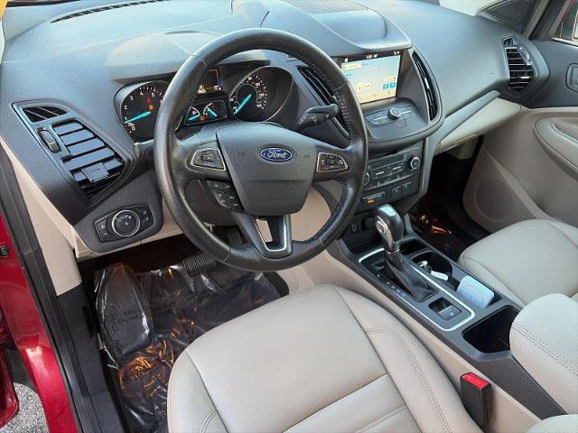 Certified 2019 Ford Escape SEL image 29
