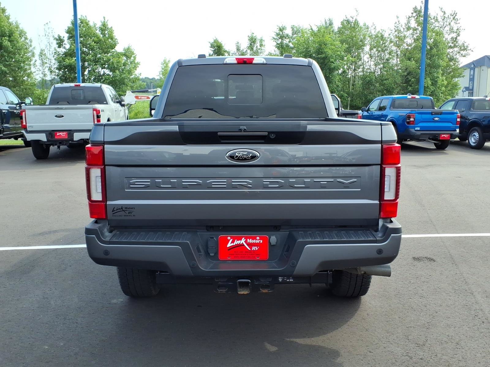 Certified 2022 Ford F250 Lariat w/ Lariat Ultimate Package AWD/4WD image 4