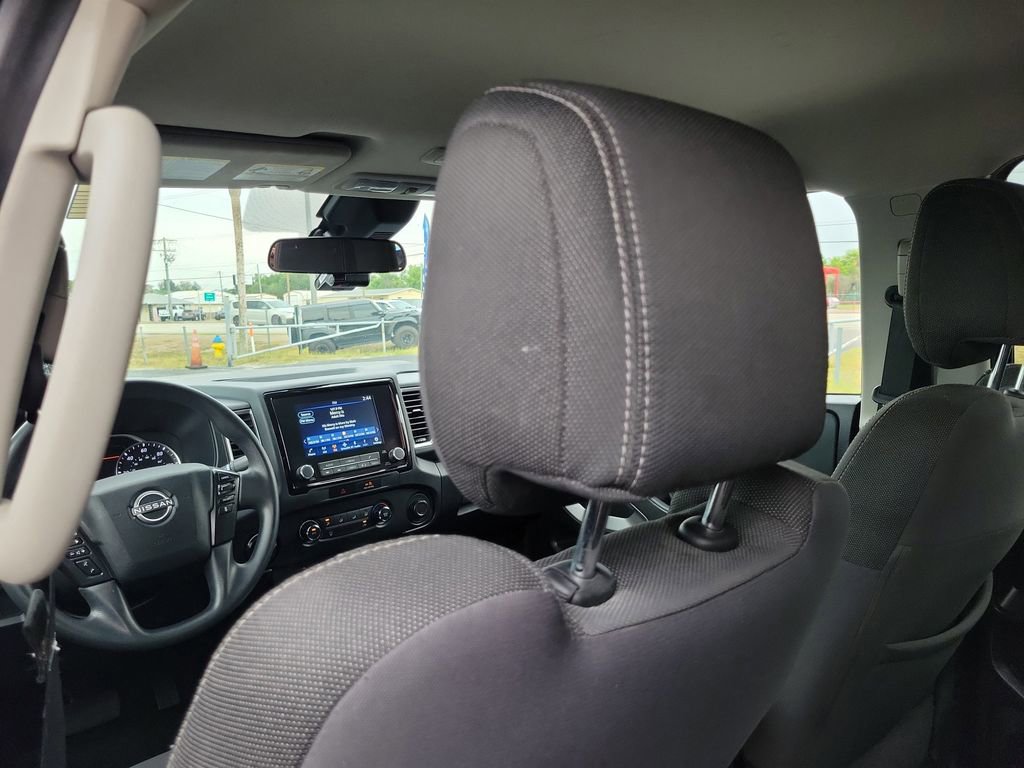Used 2022 Nissan Frontier SV w/ Technology Package AWD/4WD image 10