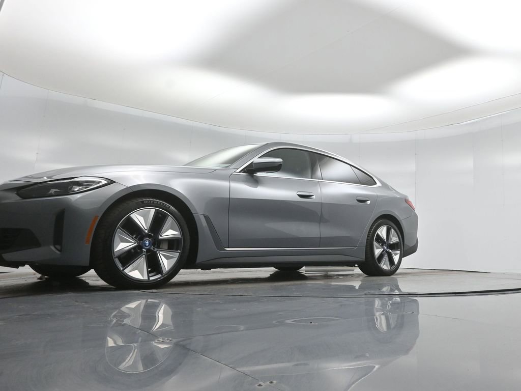 Used 2023 BMW i4 eDrive40 RWD image 43