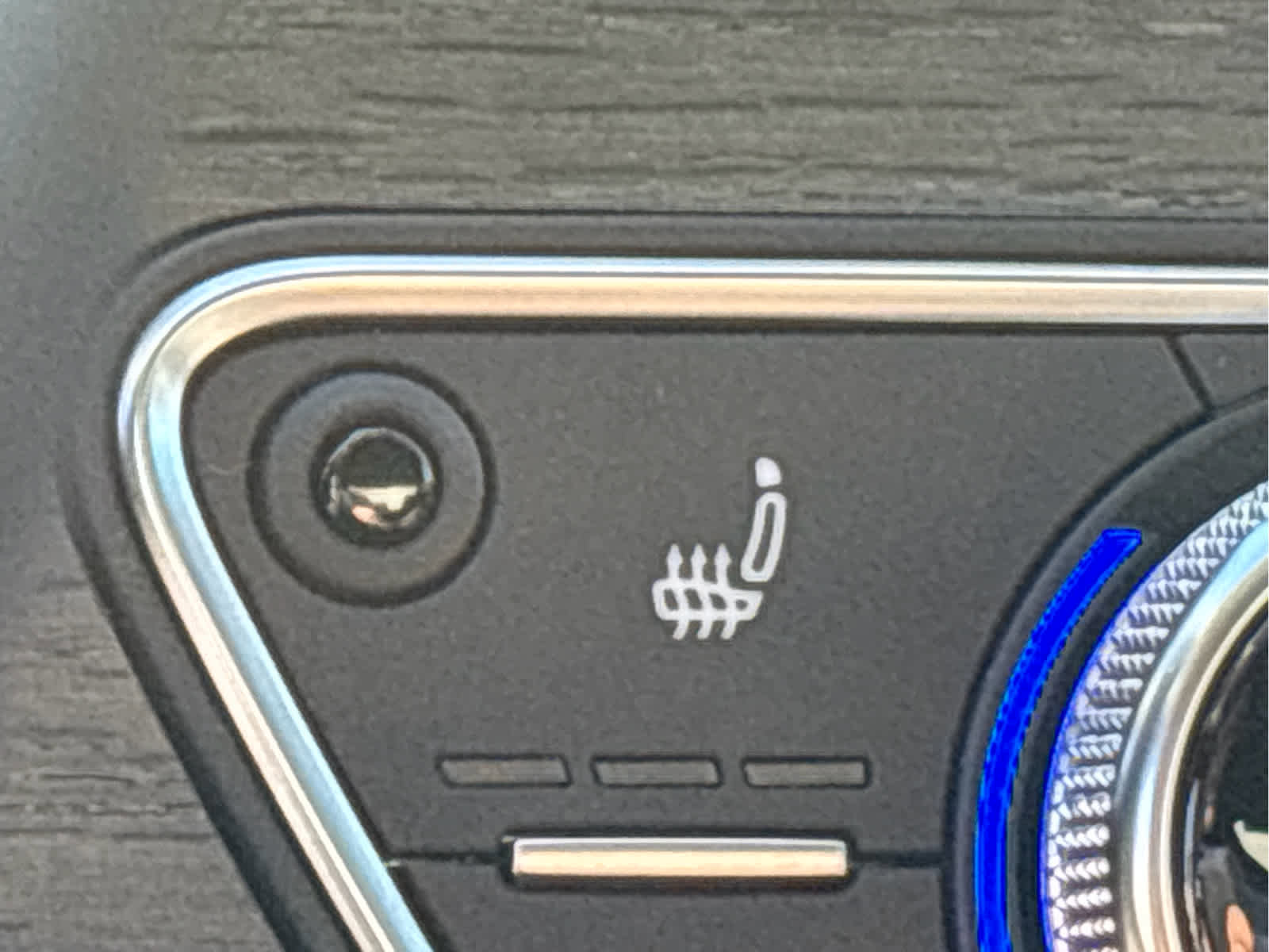 Used 2021 Audi A4 2.0T Premium image 22