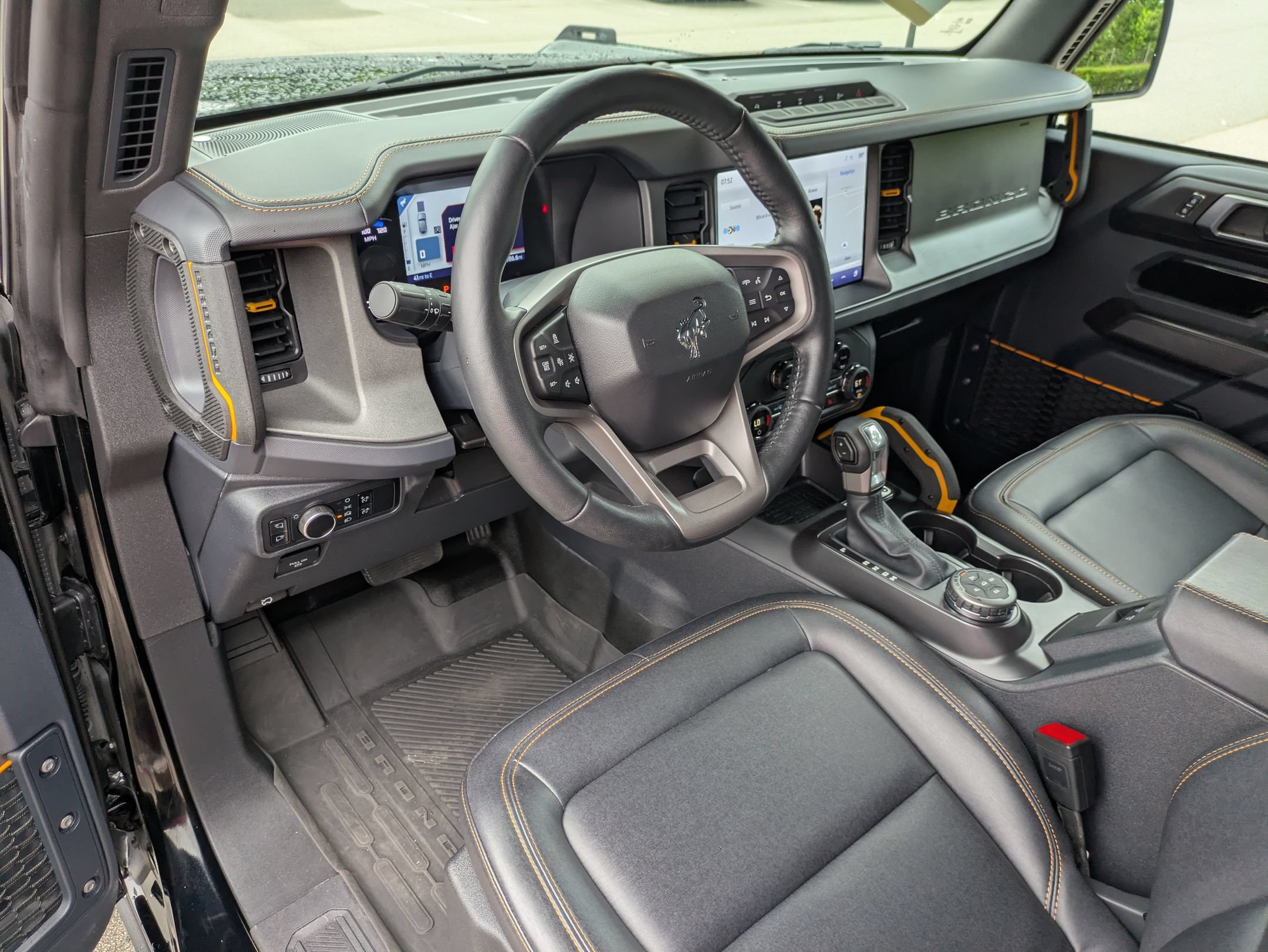 Certified 2024 Ford Bronco Badlands AWD/4WD image 15