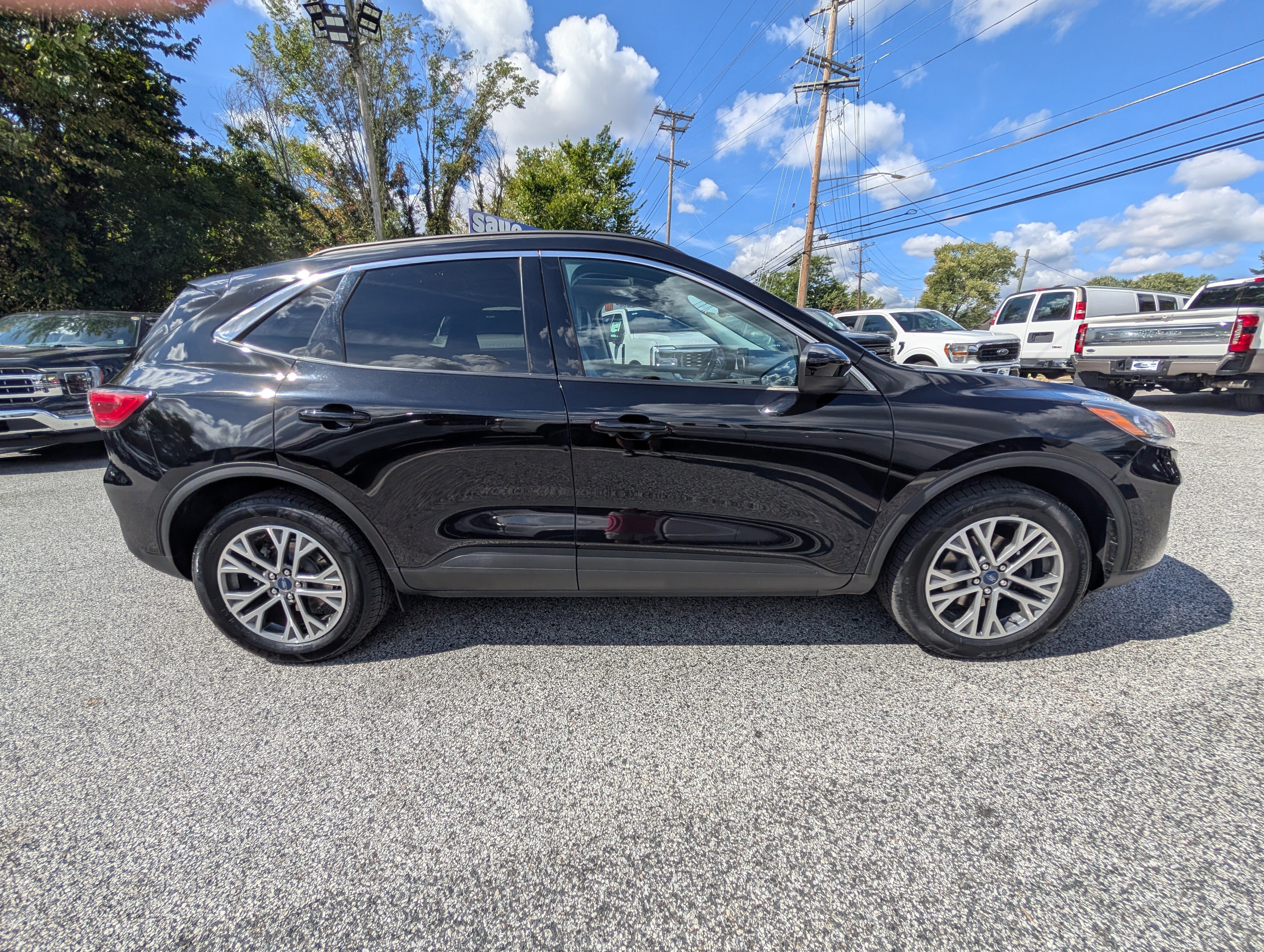 Certified 2022 Ford Escape SEL image 2