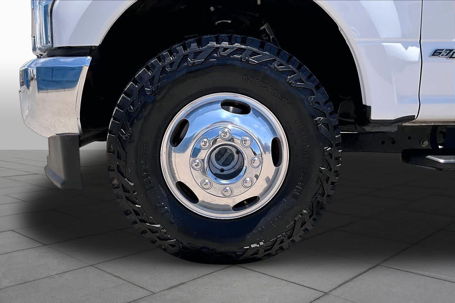 Certified 2020 Ford F350 XL w/ STX Appearance Package AWD/4WD image 10
