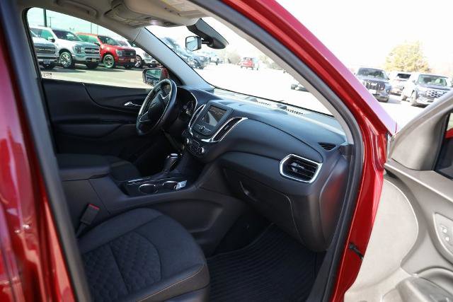 Used 2019 Chevrolet Equinox LT w/ Driver Convenience Package image 27