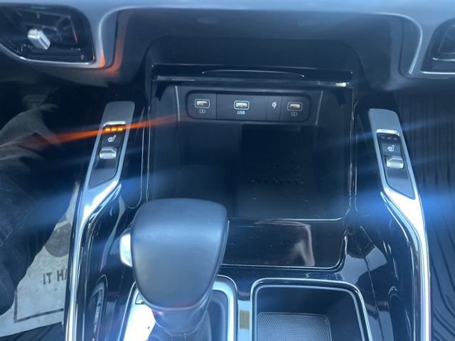 Used 2023 Kia Sorento SX image 28