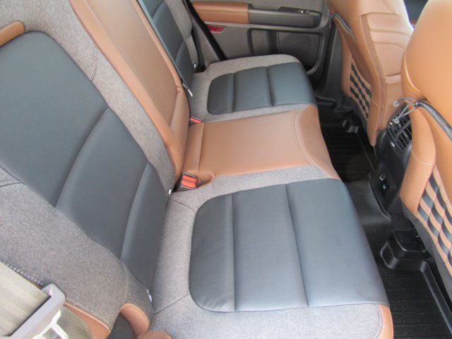 Certified 2023 Ford Bronco Sport Outer Banks w/ Tech Package AWD/4WD image 21