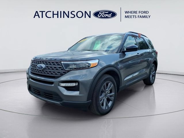 Certified 2023 Ford Explorer XLT w/ Equipment Group 202A AWD/4WD image 1