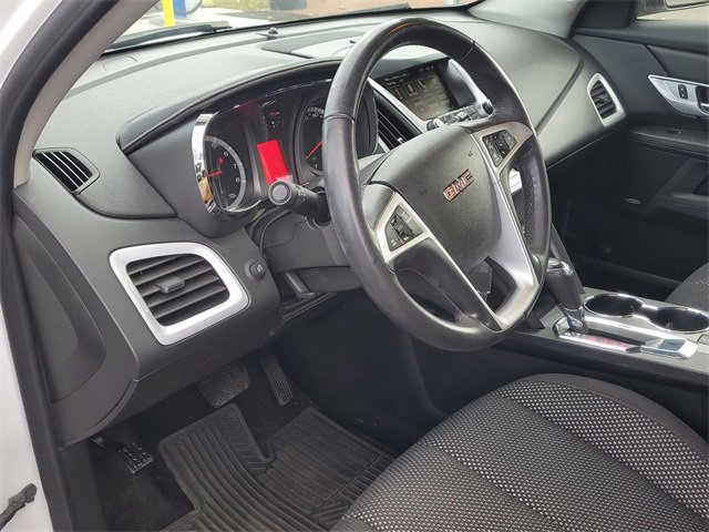 Used 2017 GMC Terrain SLE w/ Convenience Package image 12