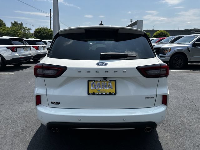 Certified 2023 Ford Escape ST-Line w/ Tech Pack #1 AWD/4WD image 6