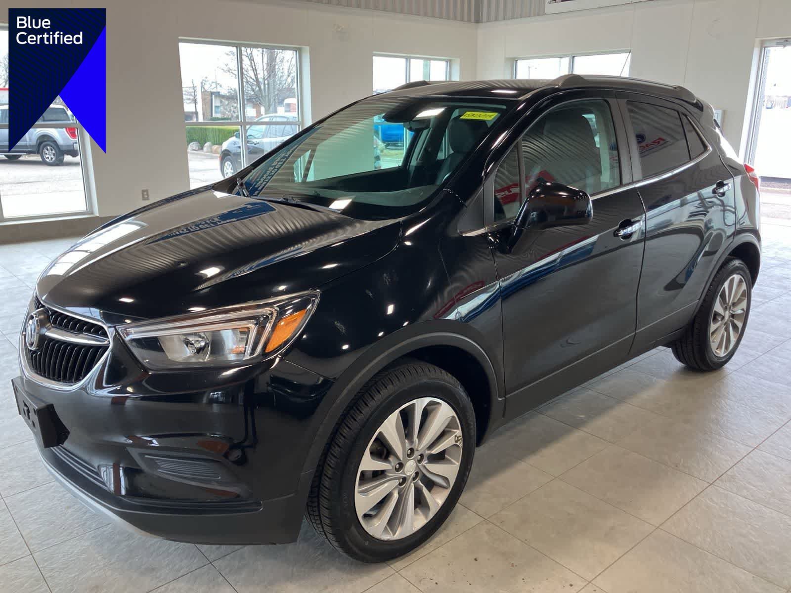 Used 2020 Buick Encore Preferred image 1