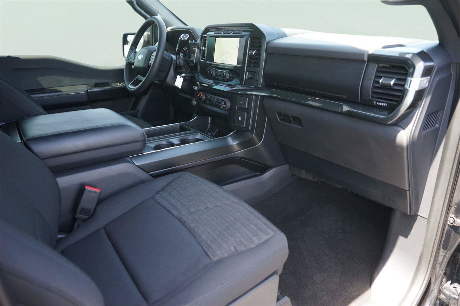 Certified 2021 Ford F150 XL w/ STX Appearance Package AWD/4WD image 17