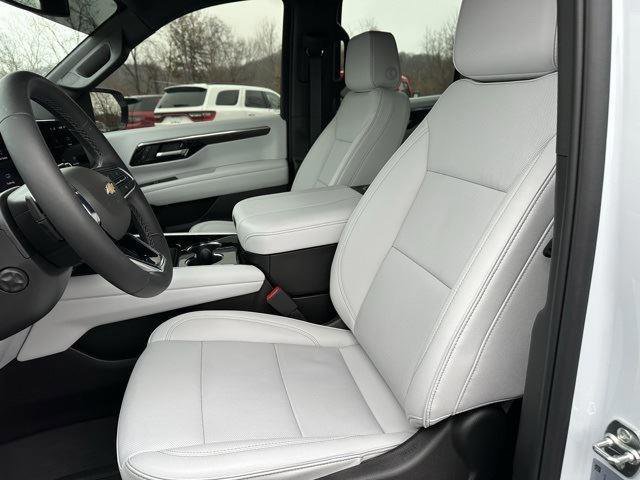 Used 2026 Chevrolet Tahoe Premier w/ Sun And Tow Package image 18