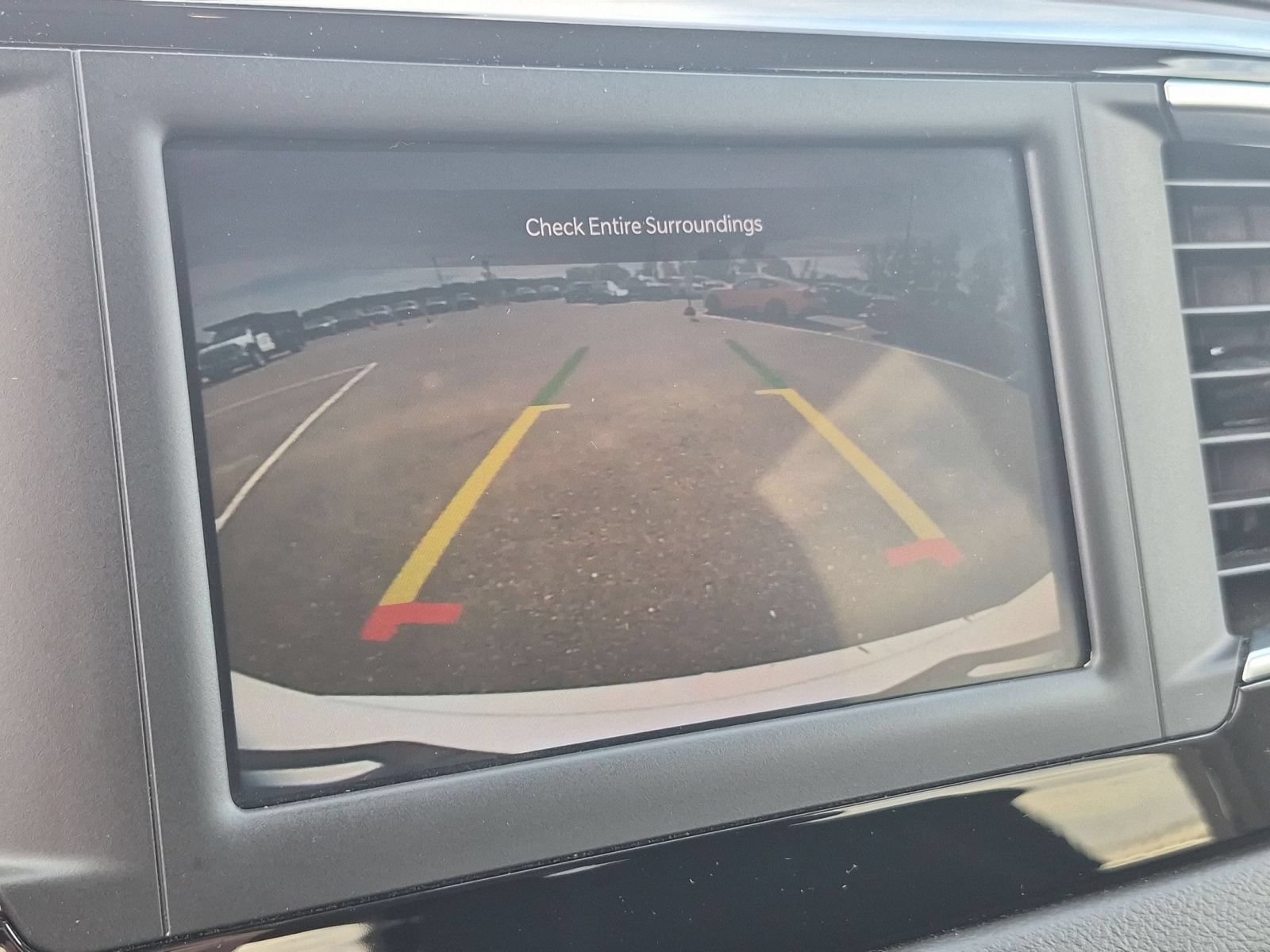 Used 2024 Chrysler Voyager LX FWD image 24