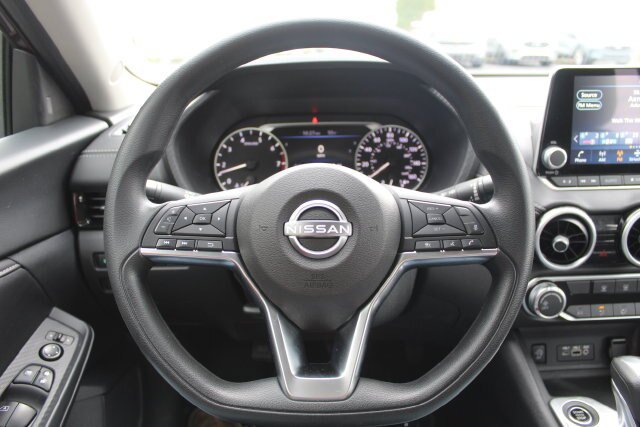 Used 2024 Nissan Sentra SV FWD image 6