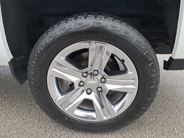 Used 2018 Chevrolet Silverado 1500 Custom w/ Custom Value Package image 4