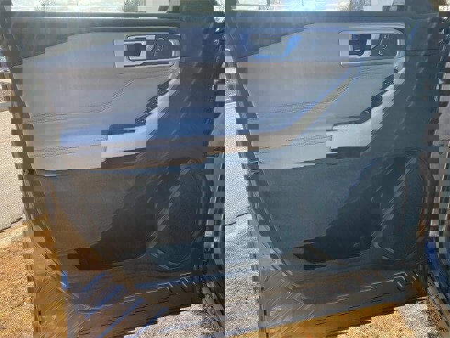 Certified 2021 Ford Explorer XLT w/ Equipment Group 202A image 52