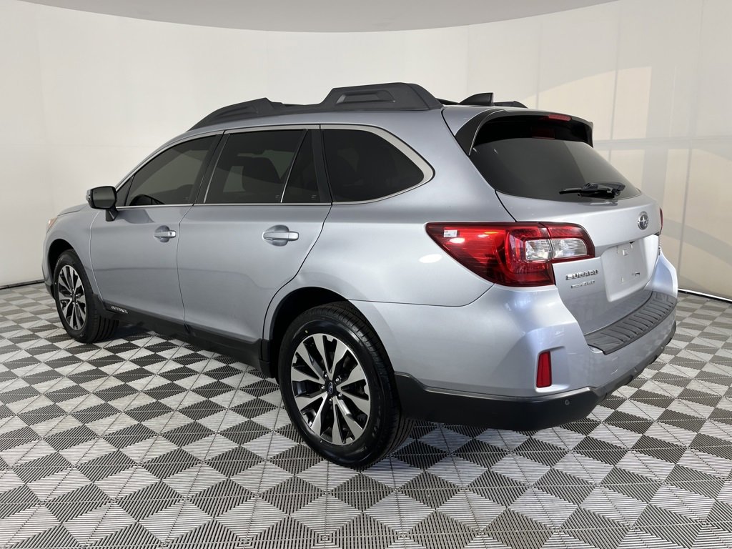 Used 2017 Subaru Outback 3.6R Limited image 5