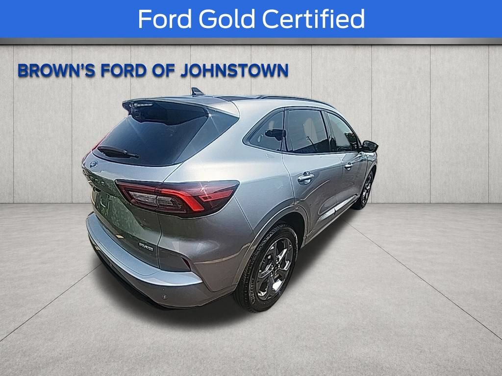 Certified 2023 Ford Escape ST-Line Select w/ Tech Pack #1 AWD/4WD image 9