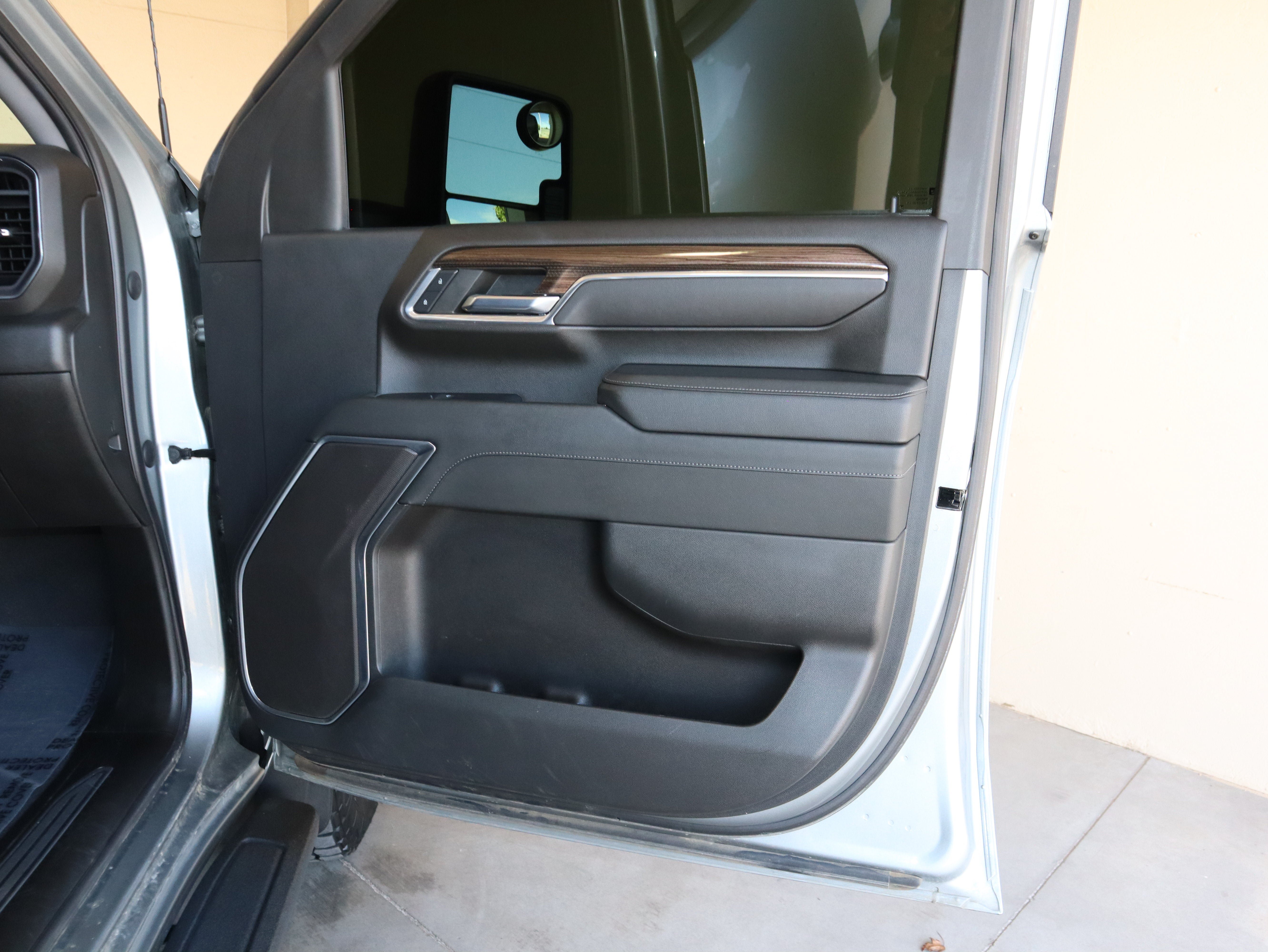 Used 2024 Chevrolet Silverado 2500 LT AWD/4WD image 41