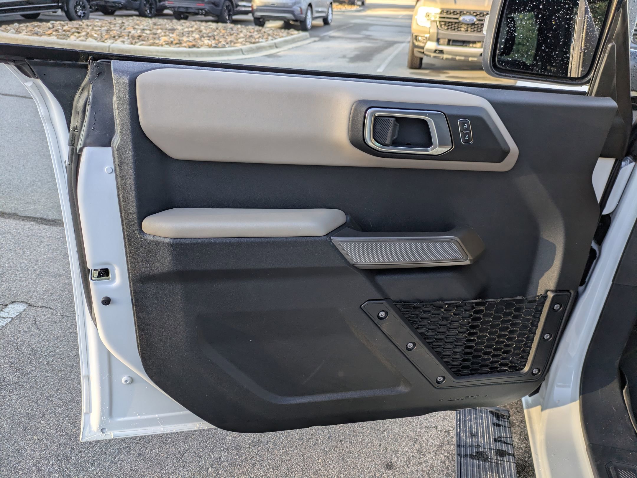 Certified 2023 Ford Bronco Wildtrak AWD/4WD image 15