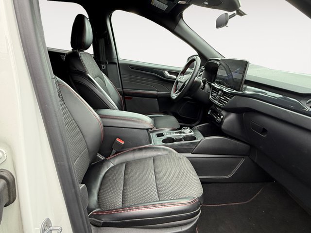 Certified 2023 Ford Escape ST-Line w/ Tech Pack #1 AWD/4WD image 18