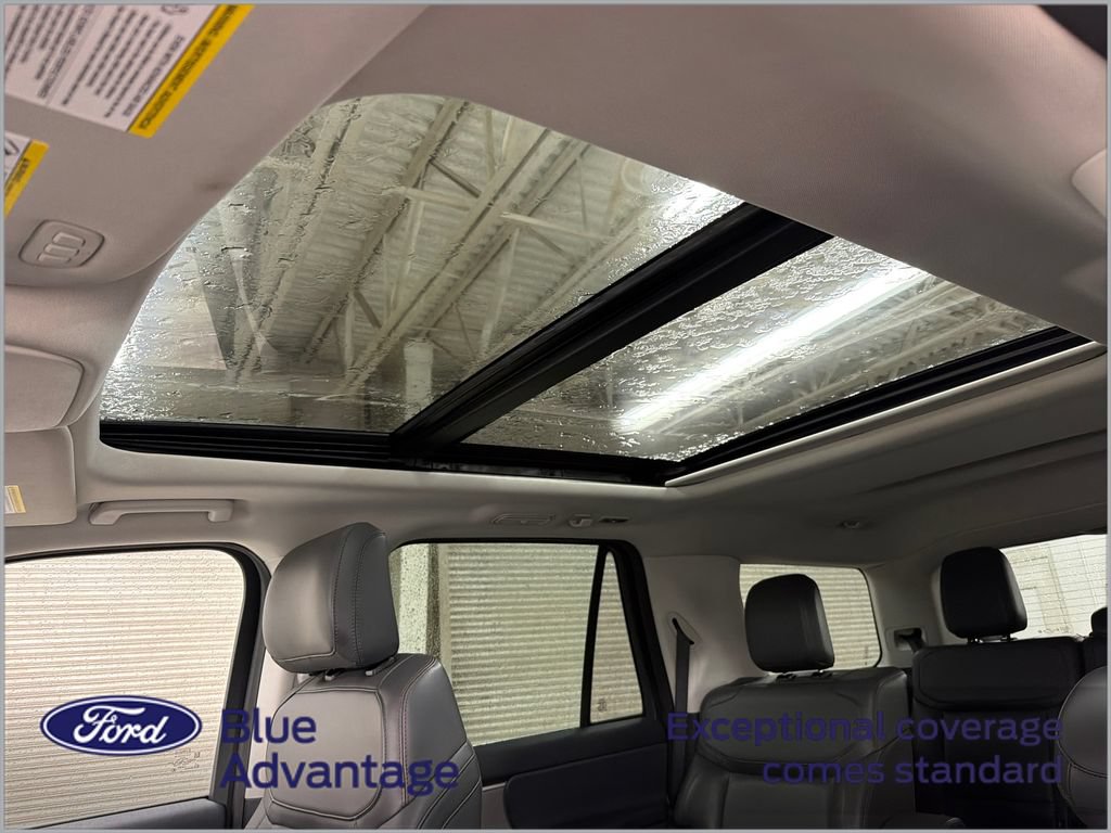 Certified 2025 Ford Expedition Active RWD image 11