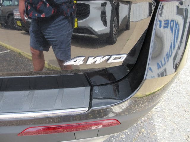 Certified 2023 Ford Explorer Limited w/ Limited Technology Package AWD/4WD image 47