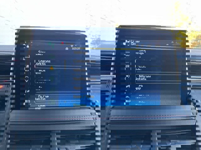 Used 2024 Chevrolet Suburban RST w/ Max Trailering Package image 27