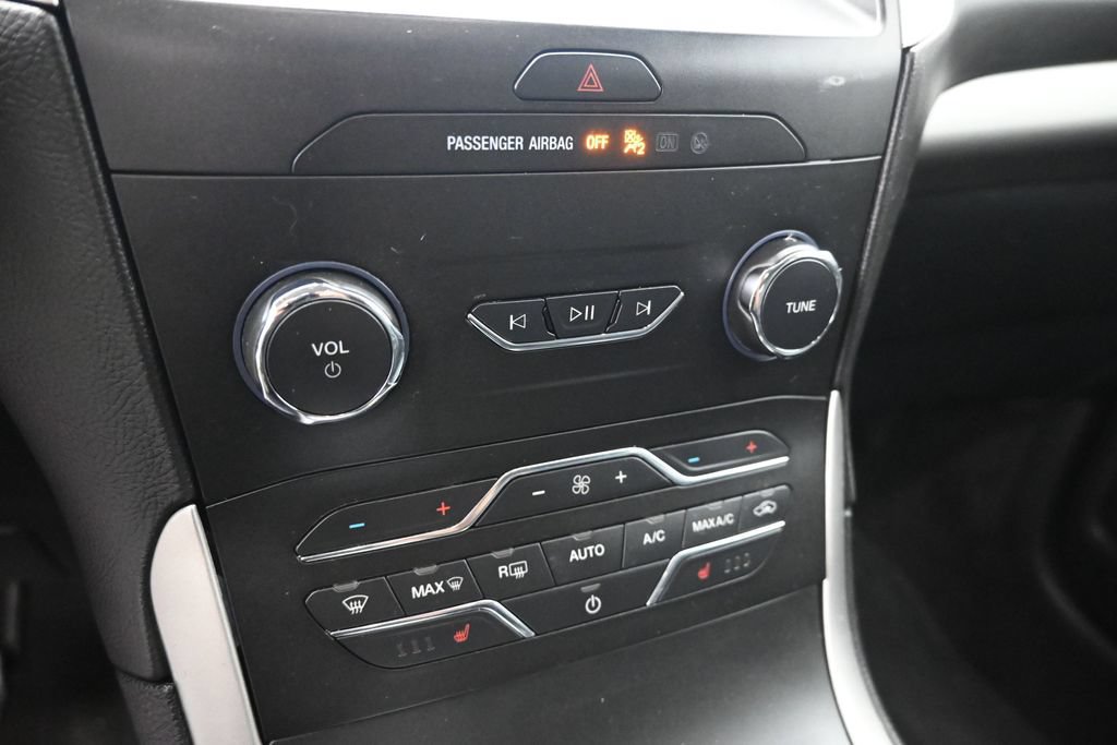 Certified 2020 Ford Edge SEL w/ Convenience Package FWD image 22