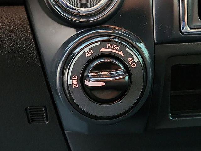 Used 2024 Nissan Titan SV w/ Accessory Utility Package AWD/4WD image 30