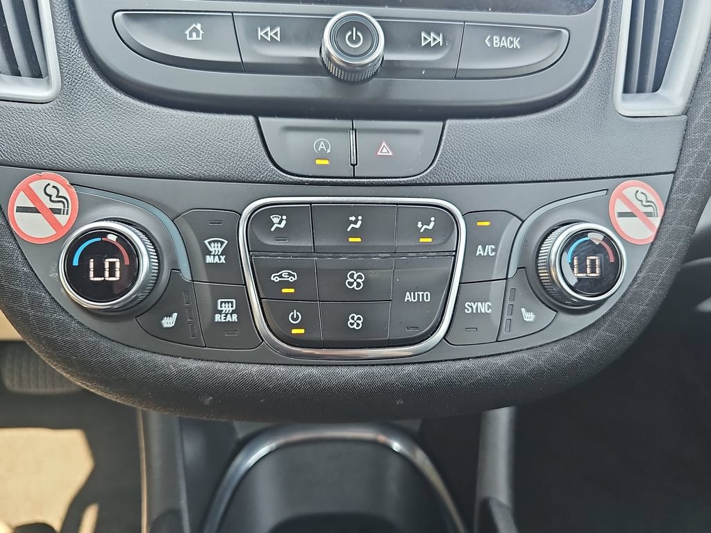 Used 2024 Chevrolet Malibu LT FWD image 22