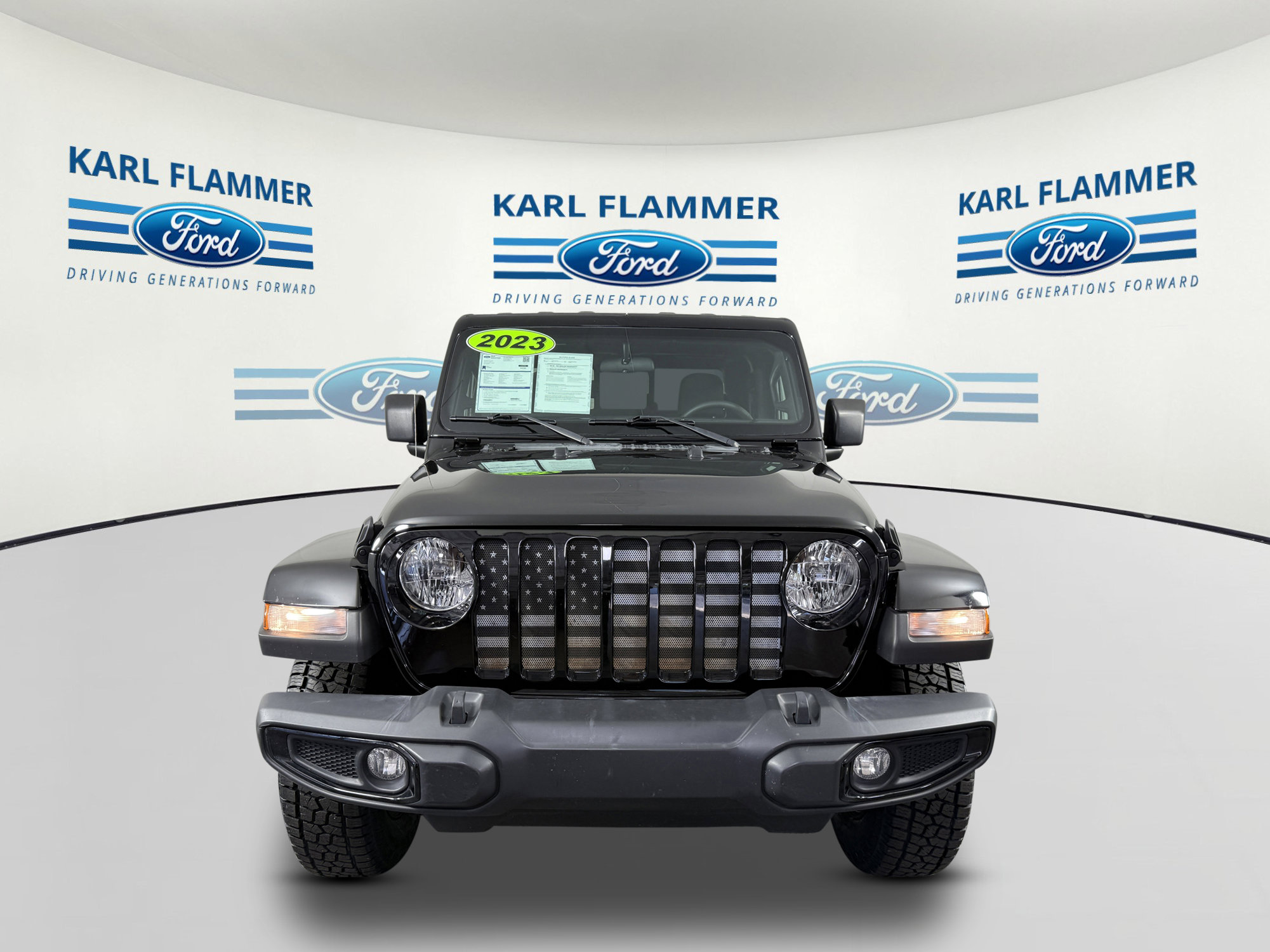 Used 2023 Jeep Gladiator Willys image 6