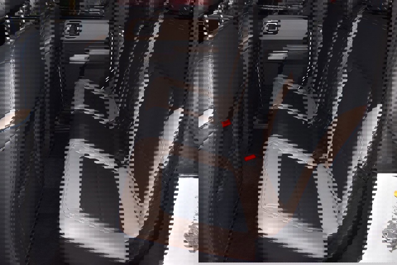 Certified 2022 Ford Bronco Wildtrak image 16