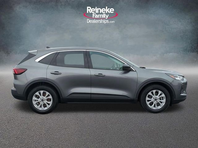Certified 2024 Ford Escape Active w/ Cold Weather Package image 2