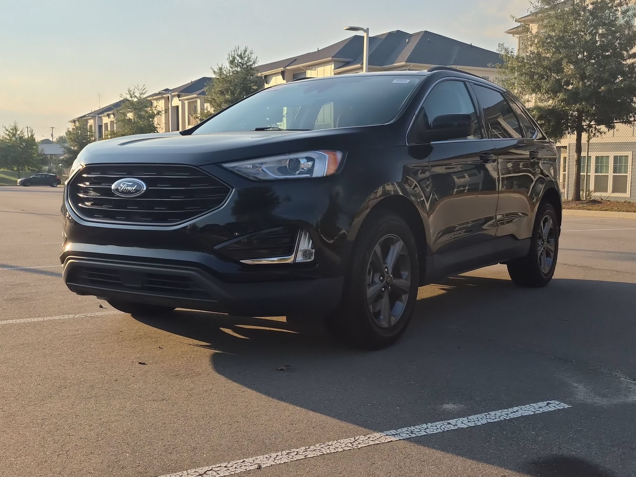 Certified 2022 Ford Edge SEL w/ Sport Appearance Package AWD/4WD image 8