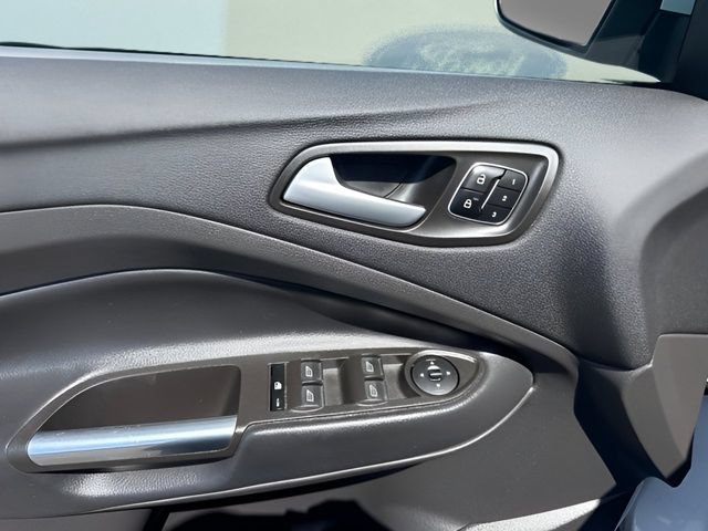 Certified 2019 Ford Escape Titanium AWD/4WD image 15