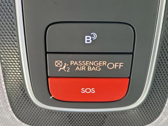 Used 2025 Hyundai Kona SE FWD image 16