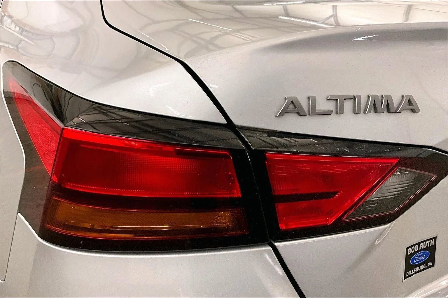 Used 2023 Nissan Altima 2.5 SV w/ SV Premium Package image 28