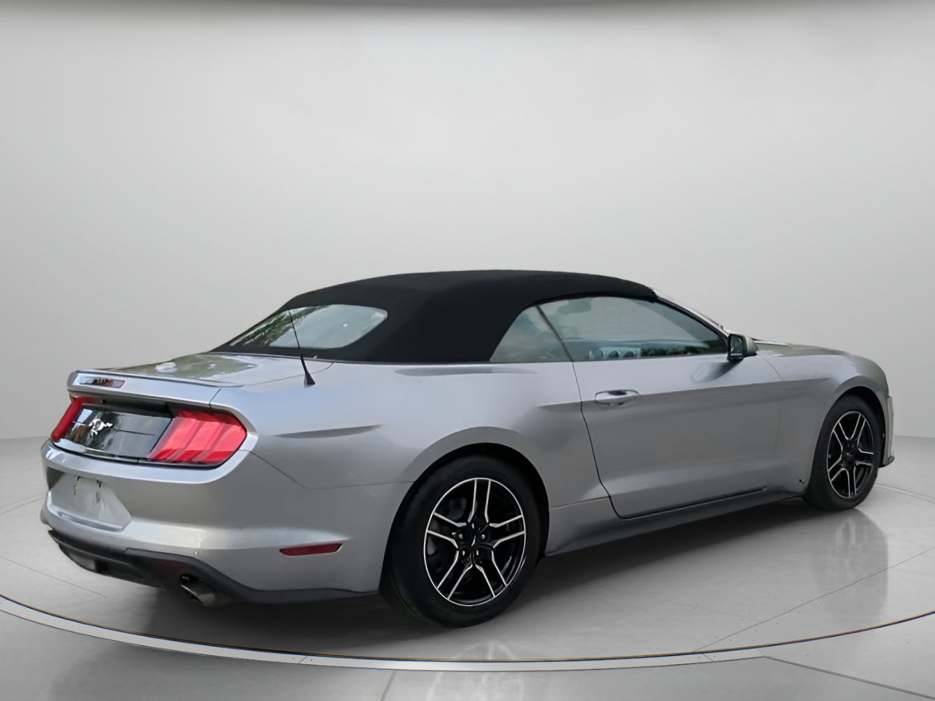 Certified 2020 Ford Mustang Premium RWD image 28