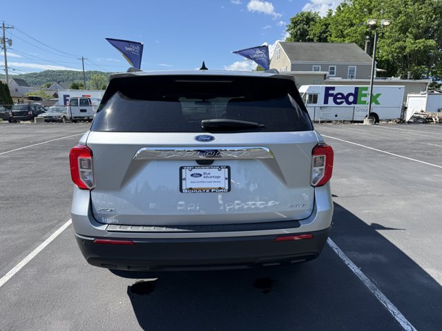 Certified 2023 Ford Explorer XLT AWD/4WD image 5