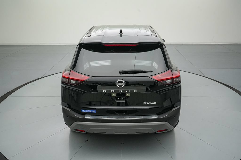 Used 2023 Nissan Rogue SV AWD/4WD image 5
