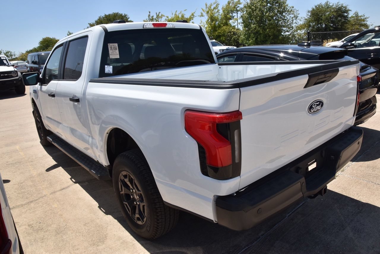 Certified 2025 Ford F150 Lightning Pro w/ Max Trailer Tow Package AWD/4WD image 7
