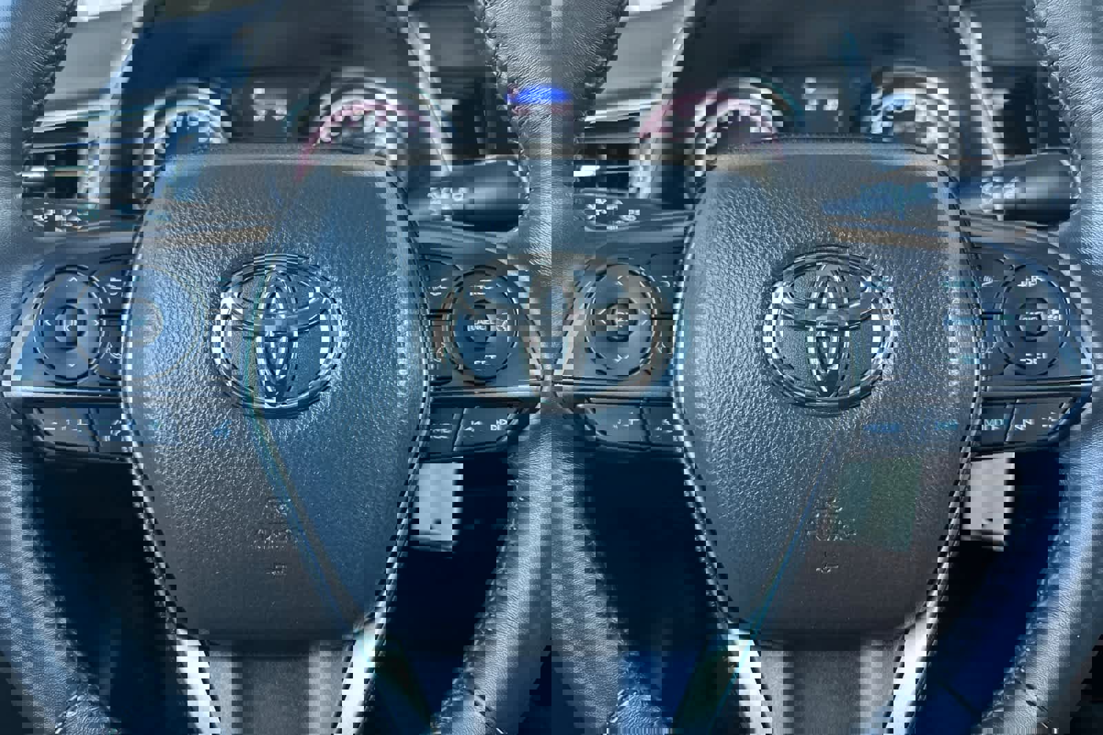 Used 2024 Toyota Camry SE FWD image 21