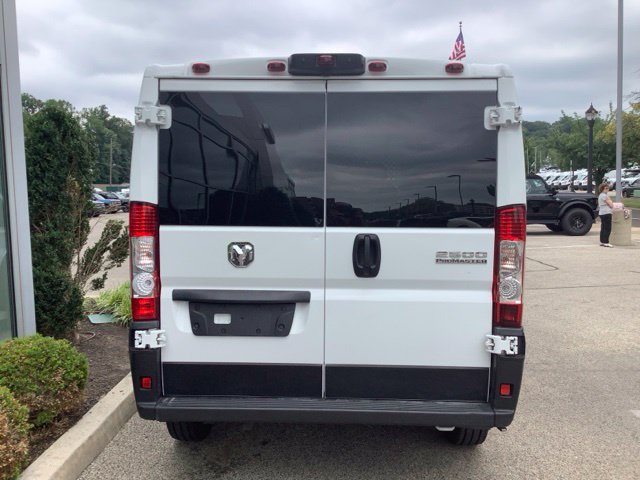 Used 2025 RAM ProMaster 2500 w/ U-Haul Equipment Group FWD image 4