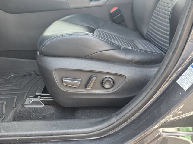 Used 2021 Toyota RAV4 XSE AWD/4WD image 14